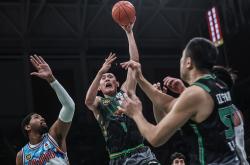 LOL赛事-新疆队轻松战胜对手，全队精神饱满