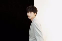 LOL赛事-欧冠淘汰赛焦点战，北京队逆转淘汰灰熊，创造篮球跨界历史