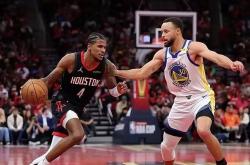 英雄联盟总决赛赛程-球员交易市场高价签约引热议