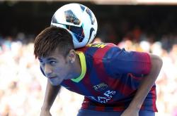 英雄联盟总决赛直播-巨塔封锁雷霆，戈贝尔的窒息领域与爵士的胜利密码