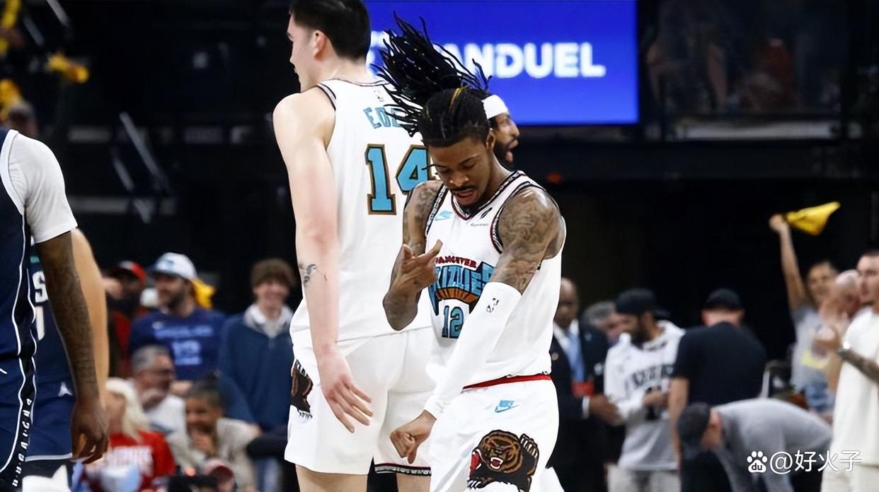 独行侠碾压太阳,莫兰特点燃赛场 独行侠碾压太阳,莫兰特点燃赛场