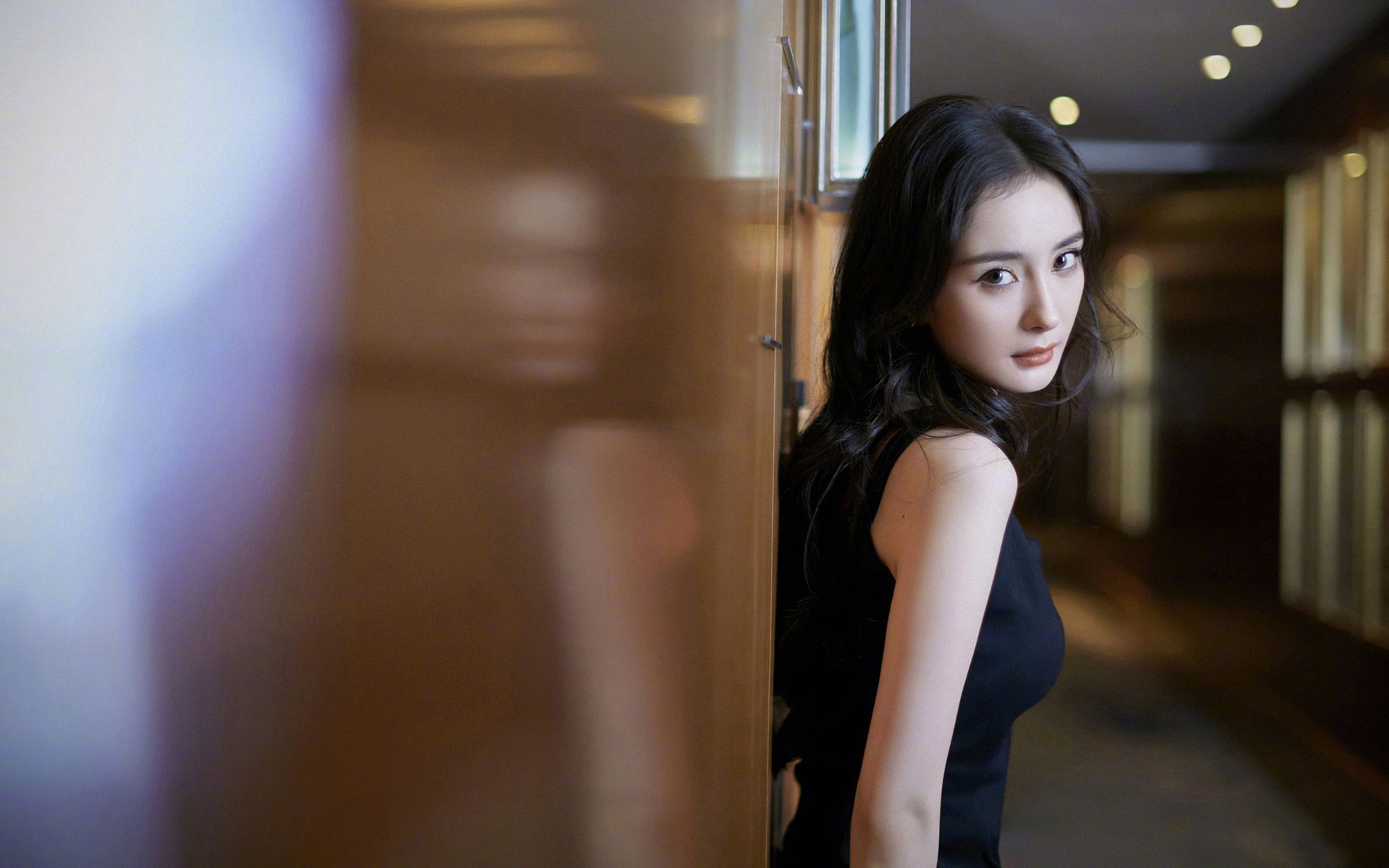 跨界体育风云,黄蜂的钢铁防守与哈登的欧冠接管时刻