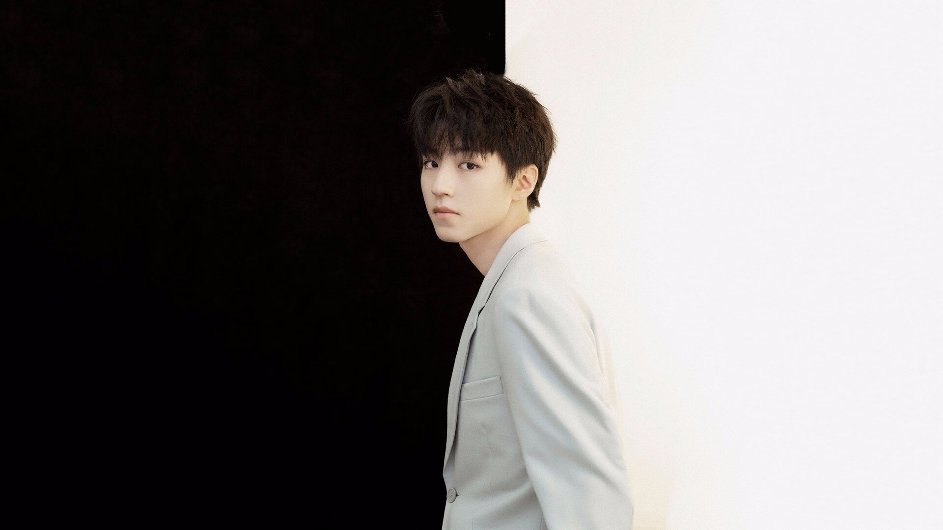 欧冠淘汰赛焦点战,北京队逆转淘汰灰熊,创造篮球跨界历史