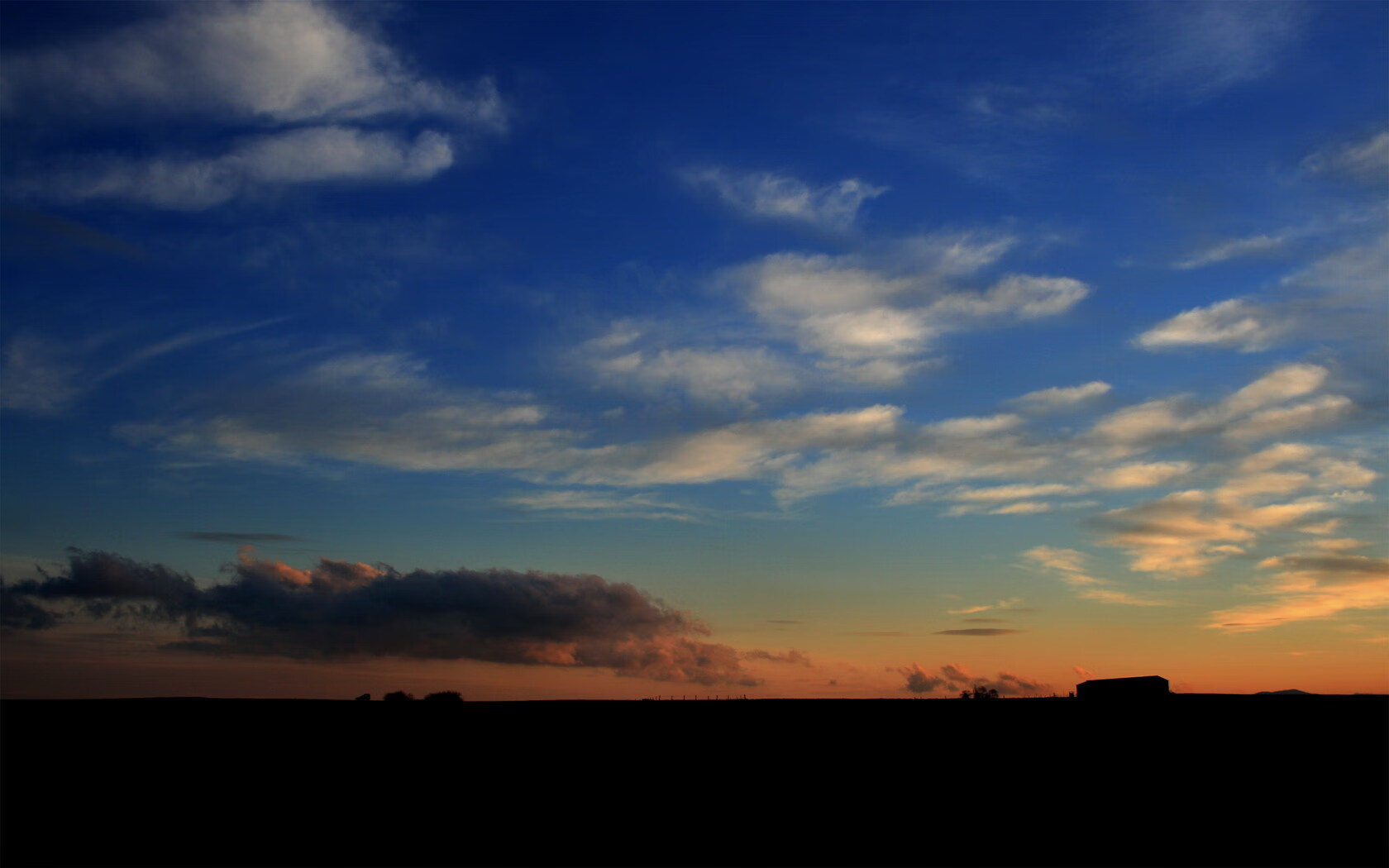 蓝色铁闸前的唯一主宰，当范戴克化为不可逾越的叹息之墙