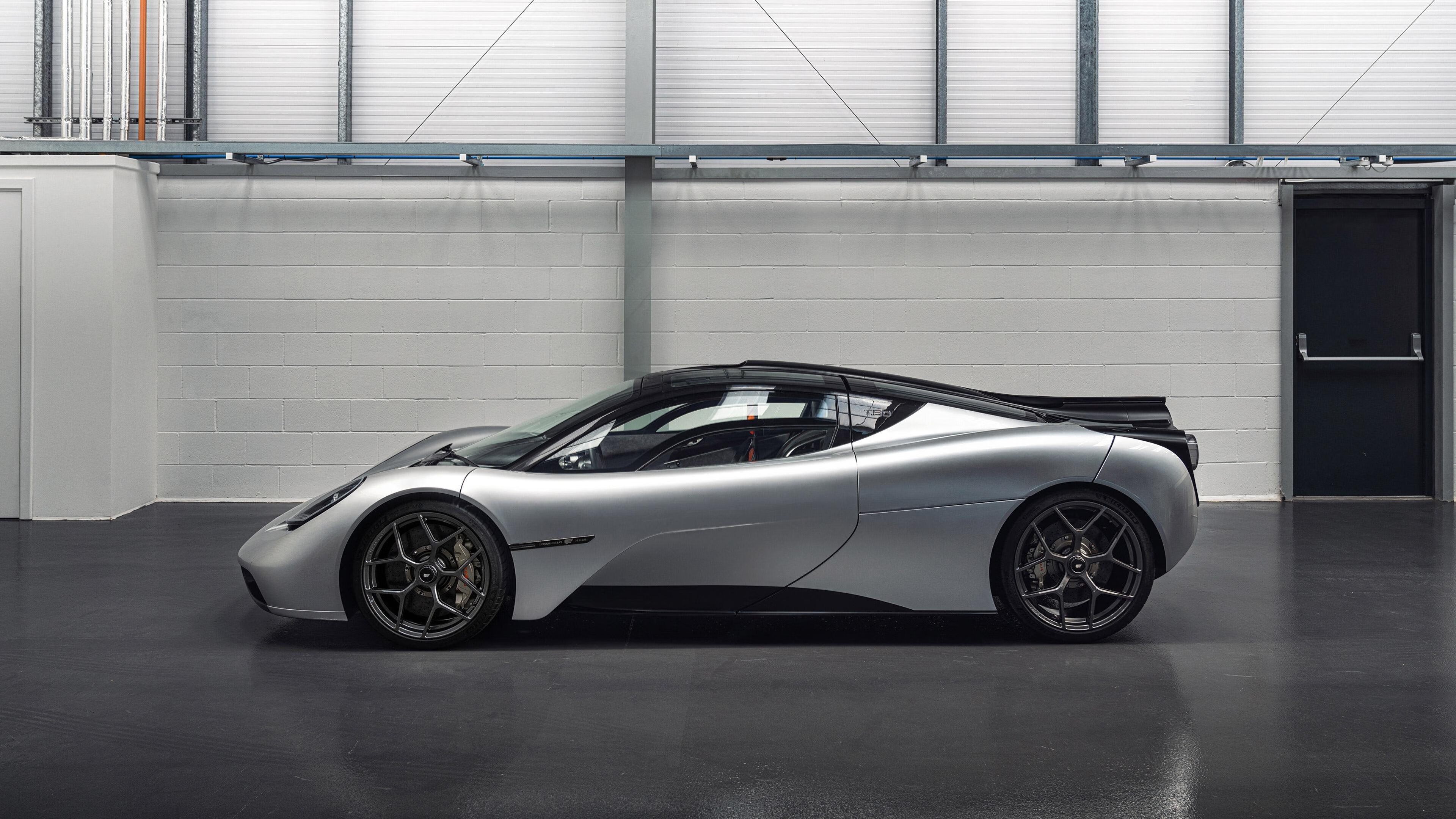 终场哨前，他已成终场哨，拉文的14分钟永恒之夜